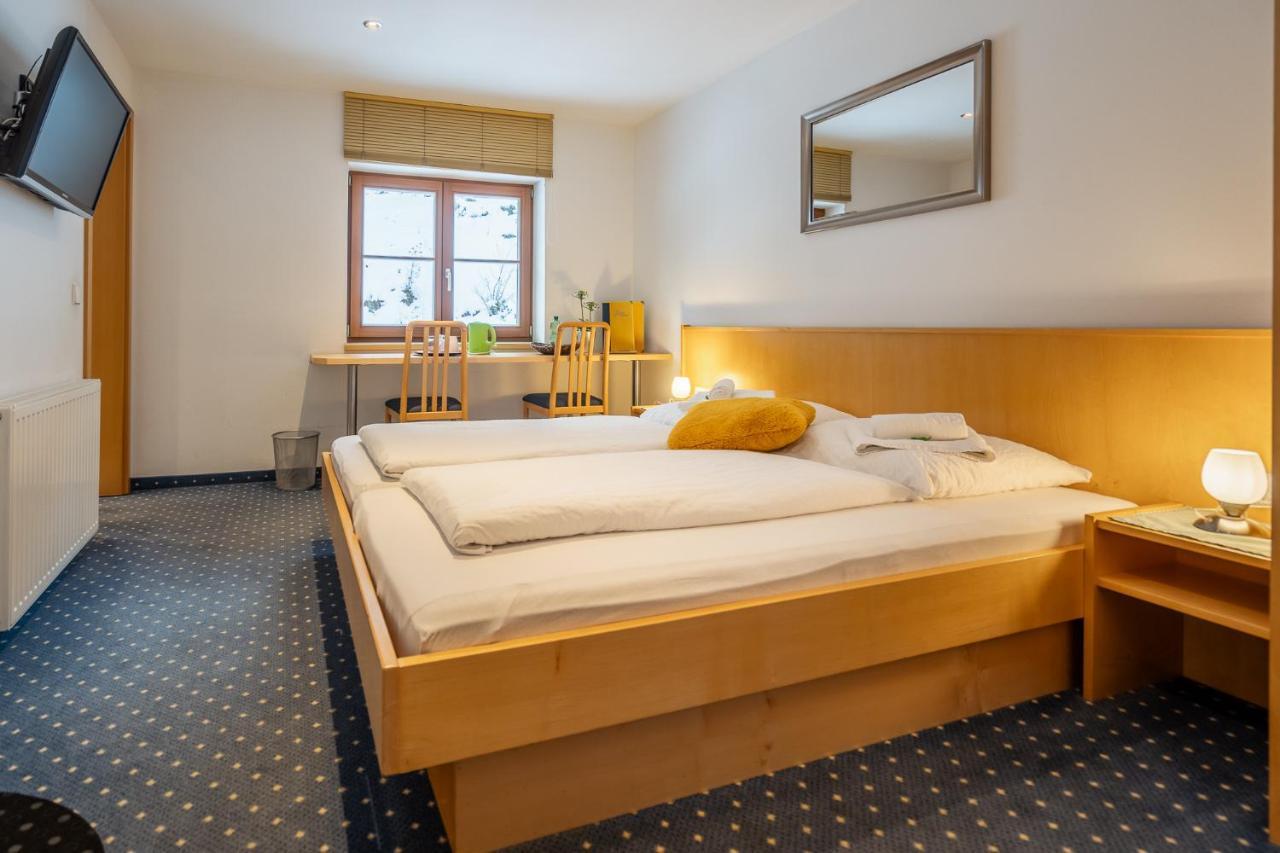 Hotel Pension Wilma 쉬룬즈 외부 사진